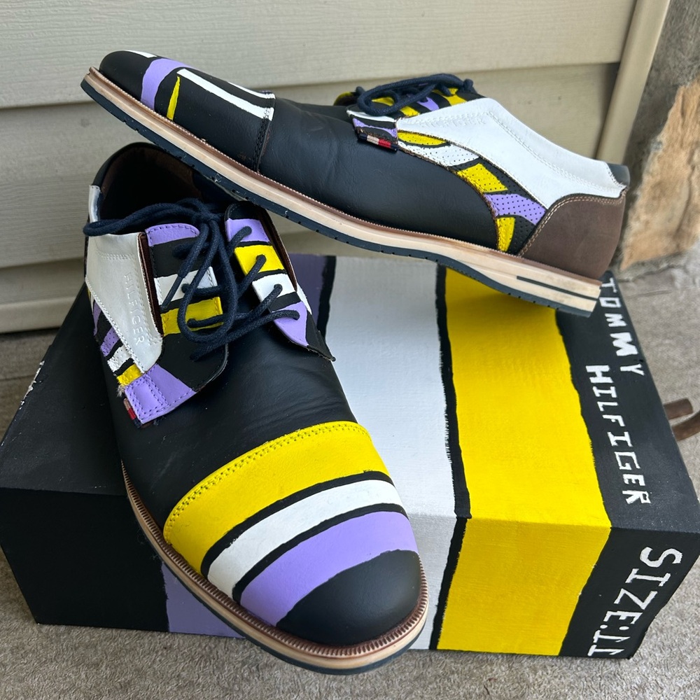 Tommy Hilfiger Men's Multicolor Oxfords (Hand Painted)